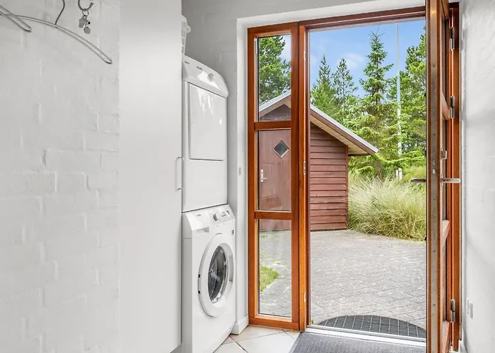 Thormar - 1-5km From The Sea By Interhome