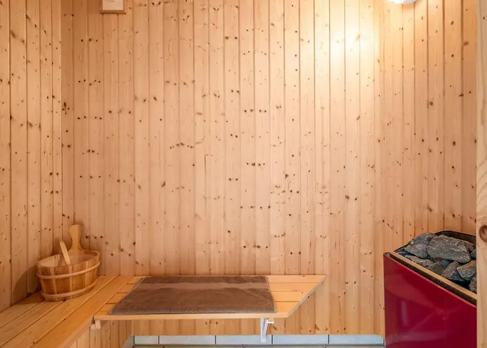 Holiday home Thormar - 1-5km From The Sea By Interhome